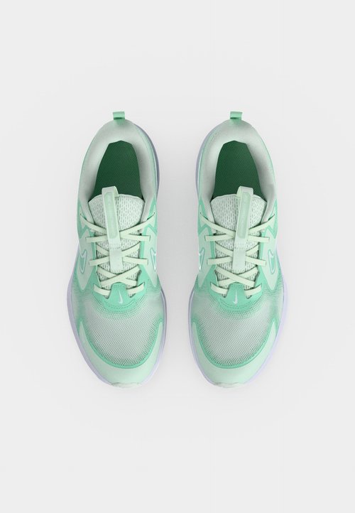 Nike Cosmic Runner PS 'Barely Green Arctic Green White' — photo 5