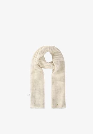 Miękki kremowy szalik z cienkimi pionowymi czarnymi paskami, luźno owinięty, z małą tkaną metką na jednym końcu.