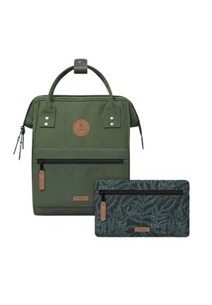 Tagesrucksack - green