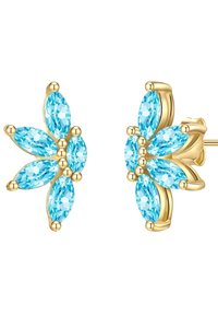 Boucles d'oreilles en forme de fleur en ton doré ornées de cristaux en forme de poire bleu, montés sur des griffes courbées, avec des perles rondes en accent au centre et aux extrémités.