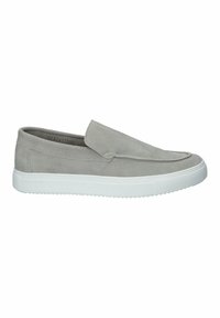 Wildleder Slipper in Hellgrau mit runder Zehenform und weißer Gummisohle. Minimale Nähte und ein glattes Texturdetail.