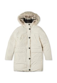 Cappotto imbottito lungo di colore crema con cappuccio foderato di pelliccia, dotato di chiusura a zip e due grandi tasche frontali. Texture liscia con bottoni neri.