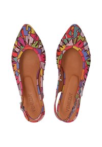 Colorful, patterned flats with pointed toes, mesh overlay, and a cut-out design. Brown inner lining and adjustable ankle strap.