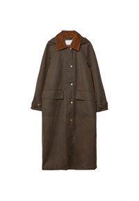 Cappotto lungo marrone cerato con colletto in corduroy, bottoni a pressione frontali, grandi tasche a patta e cinturini regolabili sui polsi.