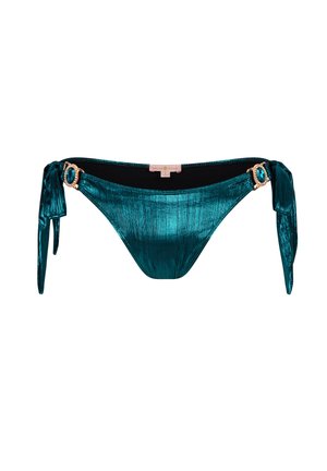 Bikini inferior metálico en color teal con una textura suave. Presenta cintas laterales ajustables y detalles en tono dorado.