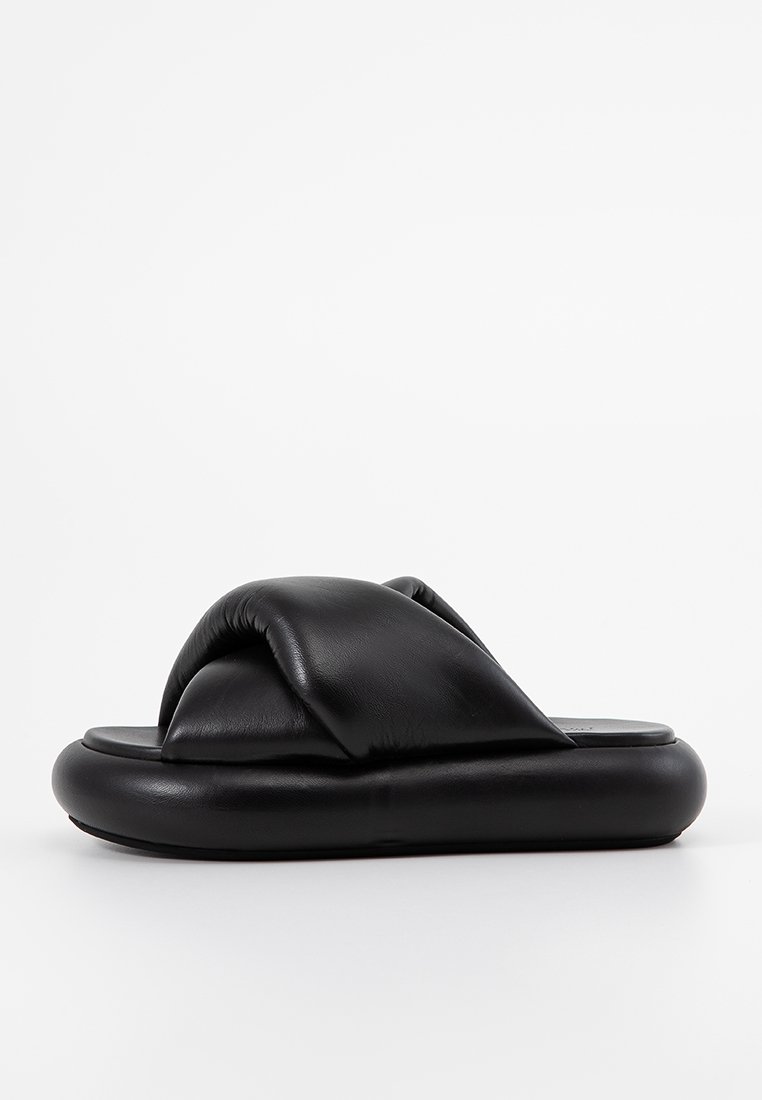 J.W. Anderson Muiltjes met hak zwart