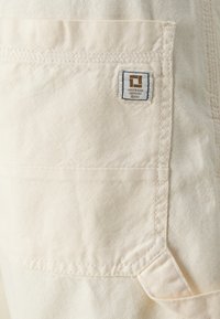 Only & Sons ONSEDGE CARPENTER STRAIGHT - Short - ecru