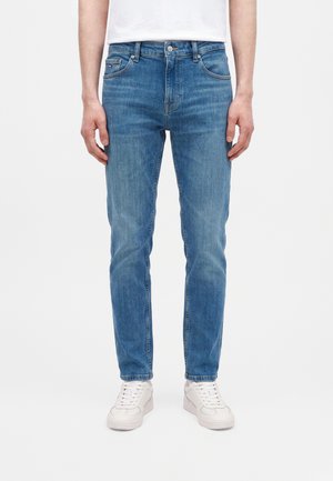 Tommy Jeans, AUSTIN - Jeans Tapered Fit - denim medium