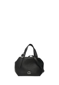 Borsa a tracolla in pelle nera con finitura testurizzata, doppie maniglie superiori e una tracolla rimovibile. Presenta un accento con logo argentato sul fronte.