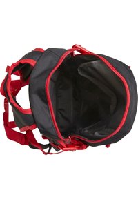 Juodas kuprinė su raudonais akcentais. Siūlo užtrauktuko atidarymą ir reguliuojamas diržus. Vidus erdvus ir apvilktas lygiu paviršiumi.