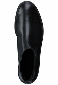 Botín de cuero negro hasta el tobillo con una textura suave, punta redondeada, paneles laterales elásticos y una suela de goma cosida.