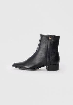 Tommy Hilfiger, Lage laarzen - black