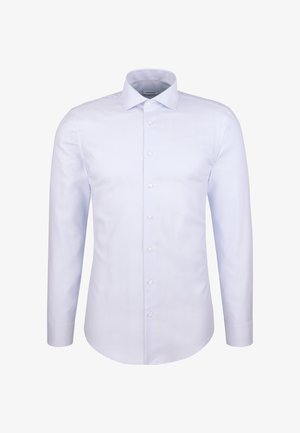 Hellblaues langärmliges Herrenhemd mit klassischem Kragen und Knopfleiste, auf einem schlichten weißen Hintergrund präsentiert.