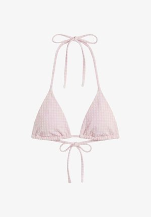 Lyserødt tekstureret trekants bikini top med halterneck og bånd bagpå på hvid baggrund.