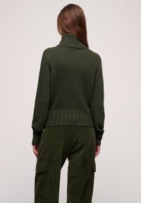 Luisa Spagnoli Sweter