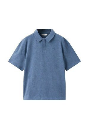 Polo bleu à manches courtes avec col classique, patte de boutonnage à deux boutons et logo brodé subtil sur le côté gauche de la poitrine.