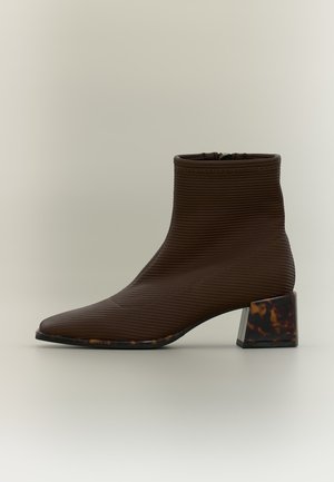 Gioseppo, Botines bajos - marron