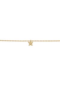 Goldene verdrehte Kettenarmband mit einem Schmetterlingsanhänger, der in der Mitte mit einem funkelnden Edelstein akzentuiert ist. Elegantes und leichtes Design.