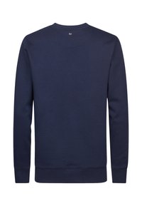 Sudadera azul marino con cuello redondo, mangas largas y puños y dobladillo acanalados. Textura suave, diseño sencillo, vista trasera únicamente.