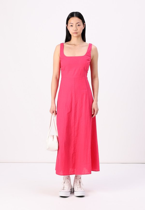 SQUARE NECK MAXI  - Maxi dress - raspberry3