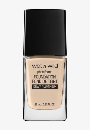 WET N WILD PHOTO FOCUS FOUNDATION DEWY - Fond de teint - nude ivory