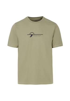 T-shirt à manches courtes, de couleur vert olive clair, fabriqué dans un matériau texturé et côtelé. Il présente un logo "PROTEST" en bleu foncé sur le devant.