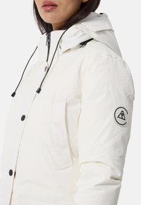 CASH-MERE Vinterkappa /-rock - weiss