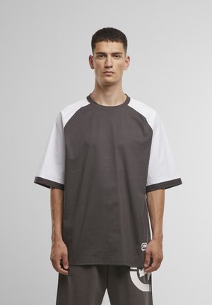 STEPBACK - Print T-shirt - asphalt