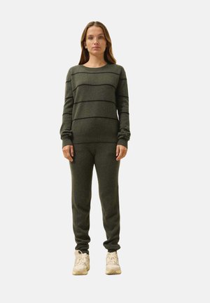 ORELIS - Sweter