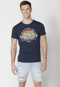 Koroshi SHORT SLEEVE  - Marškinėliai su spaudiniu - navy