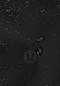 lululemon Bunda z prachového peř�í - black