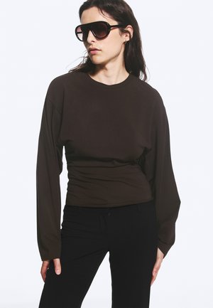 Weekday, RUCHED LONGSLEEVE DRAPE - Langarmshirt - brown dark
