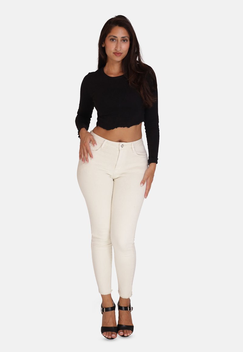 Elara PUSH UP HIGHWAIST - Jeans slim fit - beige
