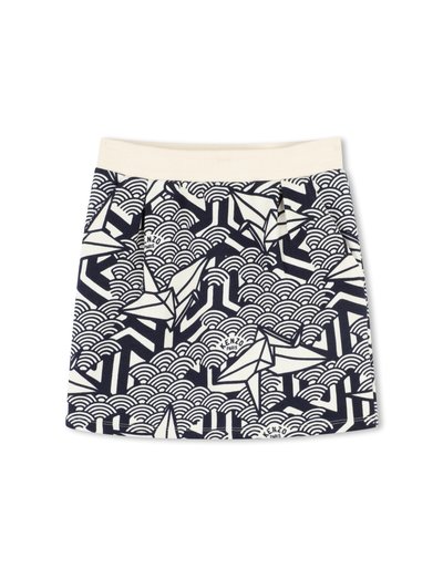 Marineblauwe en crèmekleurige rok met een geometrisch ontwerp van golven en origami-vormen. Gemaakt van een geweven stof met een gestructureerde afwerking.
