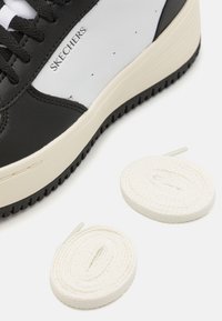 Skechers GRAND 92 - Sportcipő - white/black