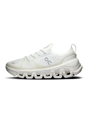 On, CLOUD X TEMPO - Baskets basses - ivory   ice