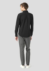 Clean Cut Copenhagen STRETCH - Hemd - black