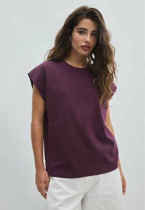 Stradivarius, B06 BASIC DROPPED-SHOULDER T-SHIRT 02504444 - Základné tričko - dark purple