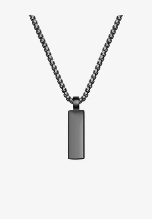 Colier din metal negru, cu un pandantiv rectangular, textură netedă și design cu lanț legat.