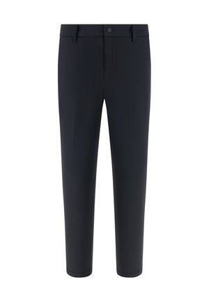 Pantalones negros de corte entallado ajustado con trabillas para cinturón y cierre de botón, presentados sobre un fondo blanco.