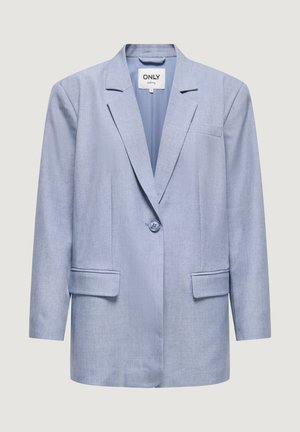 Gaiši zils žakete ar piegrieztu pieguļošu siluetu, atlokotām atloklapām, vienas pogas aizdari un divām priekšējām kabatām. Izgatavots no gludas, fakturētas auduma.