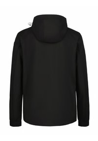 Chaqueta negra impermeable con capucha, corte recto, mangas largas y sin adornos ni patrones visibles. Textura suave, diseño minimalista.