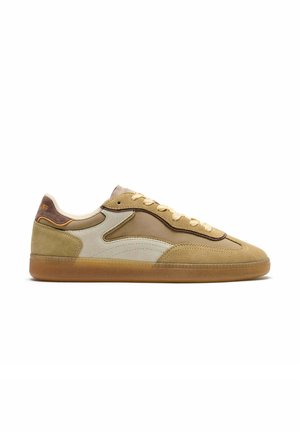HOFF, PARK KHAKI UNISEX - Zapatillas - caqui