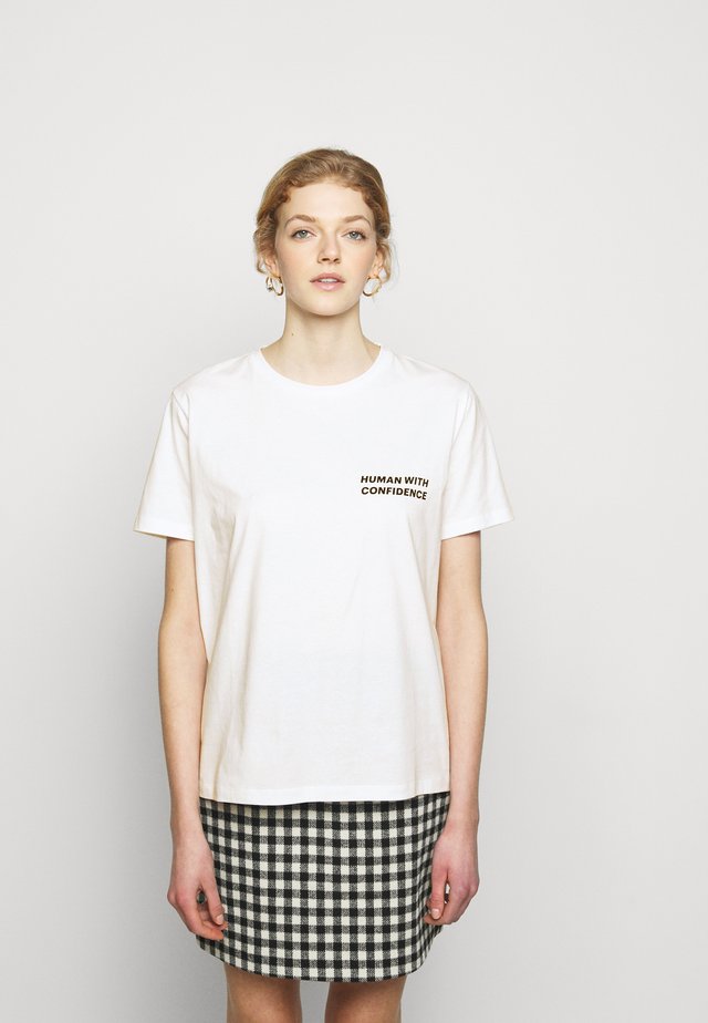CONFIDENCE THINKTWICE - Print T-shirt - bright white