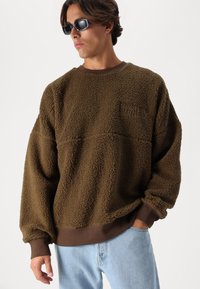 Carhartt WIP COORDINATE  - Suéter de forro polar - chocolate/brown