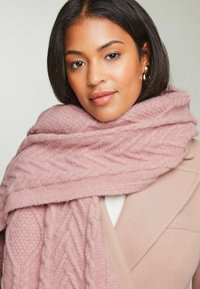 Lipsy COSY CABLE - Sál - pink