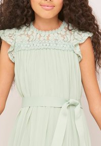 Lipsy REGULAR FIT - Hverdagskjole - sage green