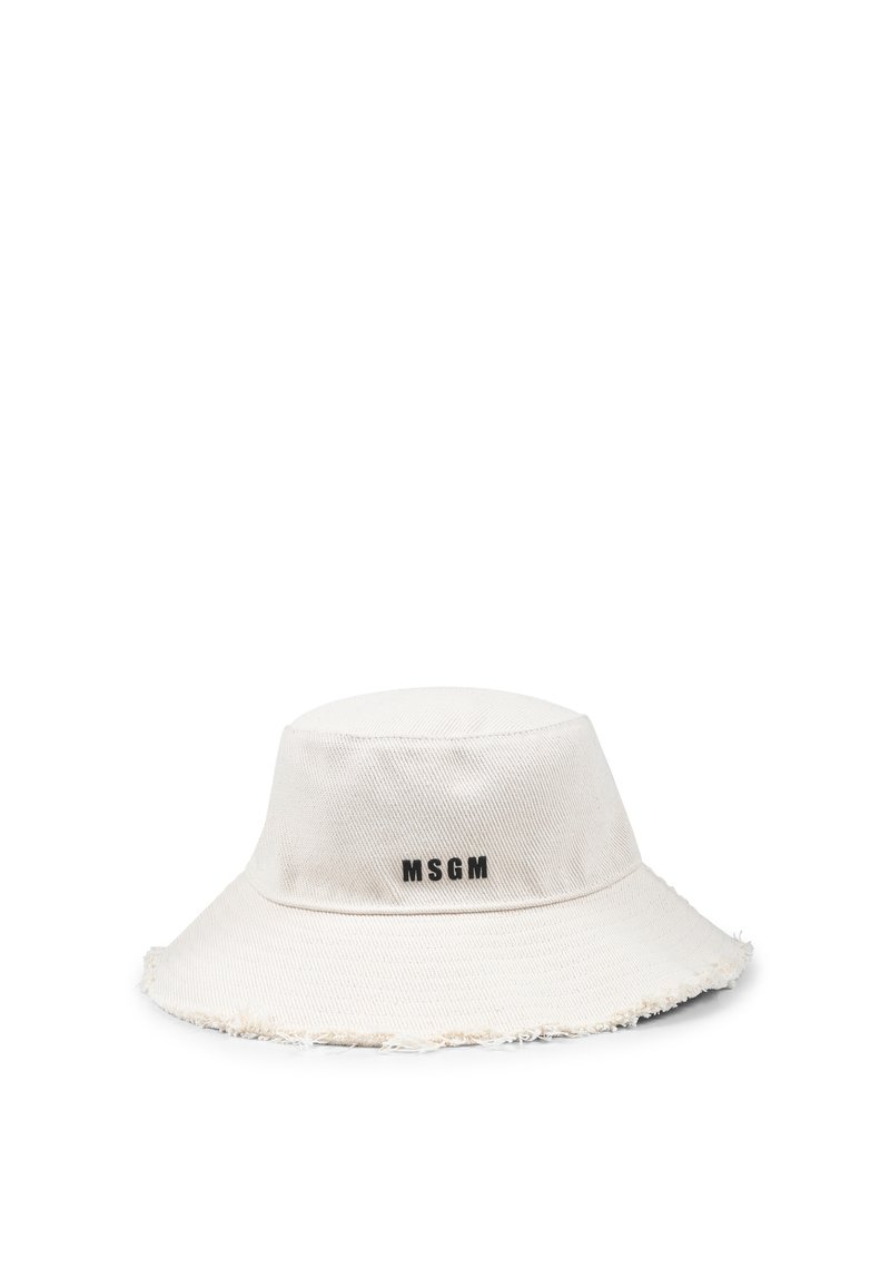 Cappello a secchiello in denim bianco con orlo sfrangiato, caratterizzato da un logo ricamato nero sul davanti. Tessuto morbido e design ampio e svasato.