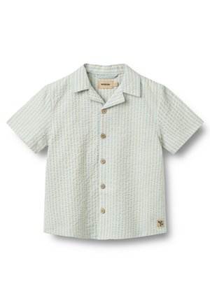 Camicia a maniche corte con bottoni in azzurro chiaro con righe verticali bianche. Presenta bottoni in legno e una piccola patch con logo sull'orlo.