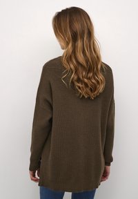 Culture Pullover - brown